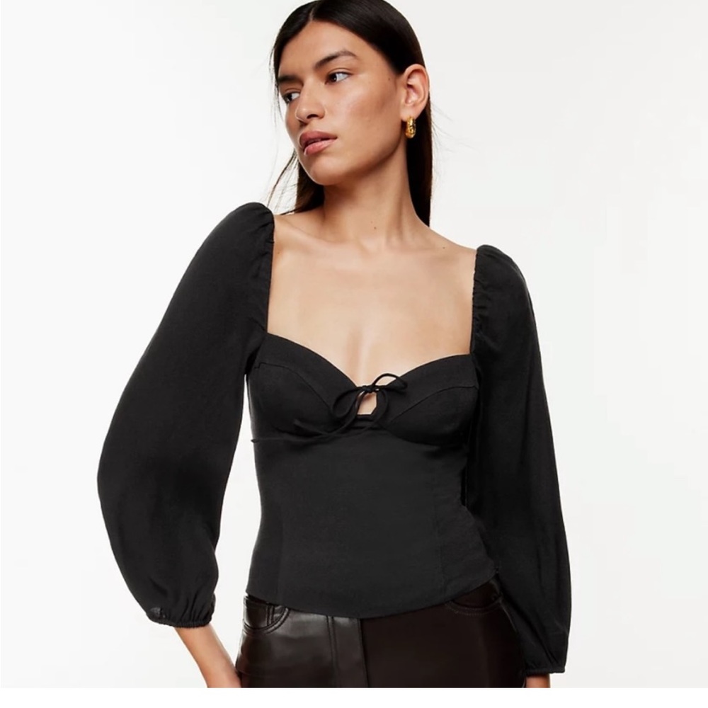 Wilfred NOVELLA BLOUSE size small black never worn